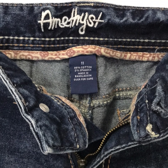 Amethyst distressed jeans - Picture 4 of 8